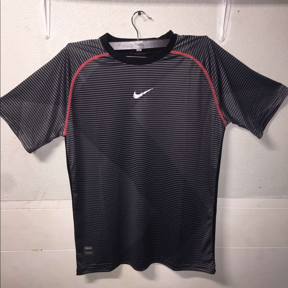 Classic Nike Shirt ( Dri Fit )